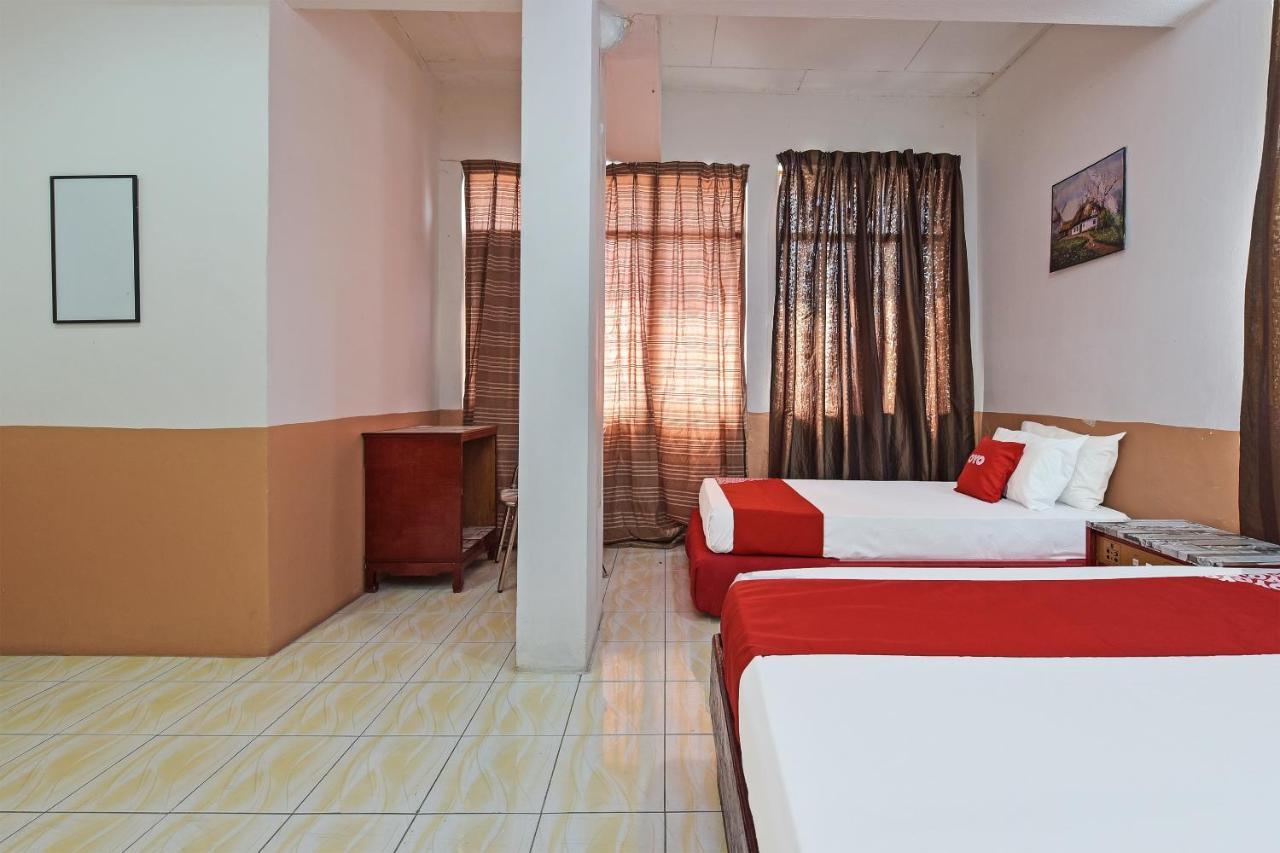 Super Oyo Capital O 90659 Raintown Timbers Hotel Taiping Bagian luar foto
