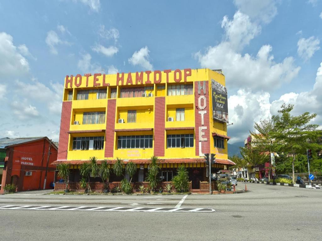 Super Oyo Capital O 90659 Raintown Timbers Hotel Taiping Bagian luar foto