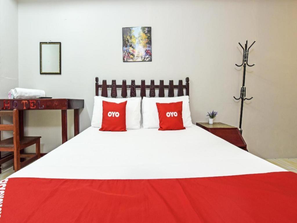 Super Oyo Capital O 90659 Raintown Timbers Hotel Taiping Bagian luar foto